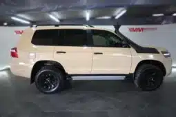 
										Toyota Land Cruiser 200 full									