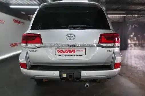 Toyota Land Cruiser 200