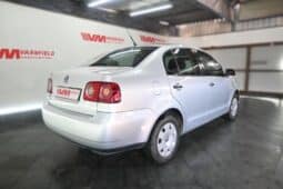 Volkswagen Polo Vivo full