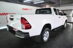 Toyota Hilux 2.4GD-6 Xtra cab SRX full