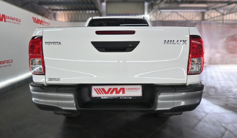 Toyota Hilux 2.4GD-6 Xtra cab SRX full