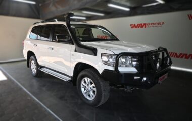 Toyota Land Cruiser 200 4.5D-4D V8 GX-R