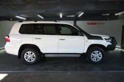 Toyota Land Cruiser 200 4.5D-4D V8 GX-R