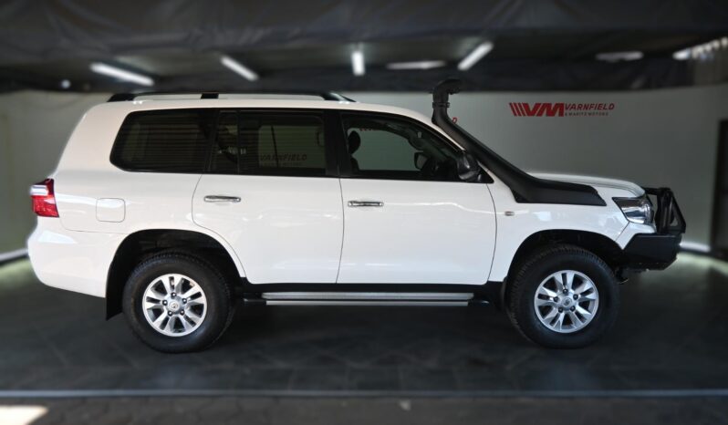 Toyota Land Cruiser 200 4.5D-4D V8 GX-R full