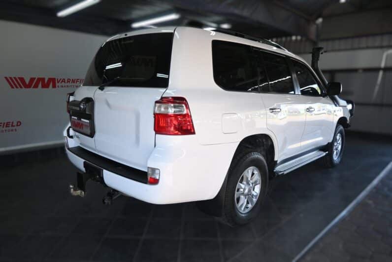 Toyota Land Cruiser 200 4.5D-4D V8 GX-R full