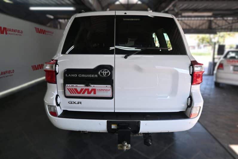 Toyota Land Cruiser 200 4.5D-4D V8 GX-R full