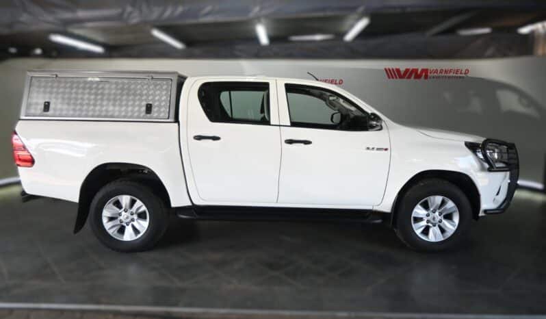 Toyota Hilux 2.4GD-6 Double Cab SRX full