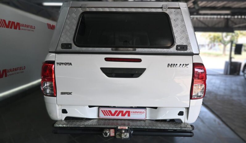 Toyota Hilux 2.4GD-6 Double Cab SRX full