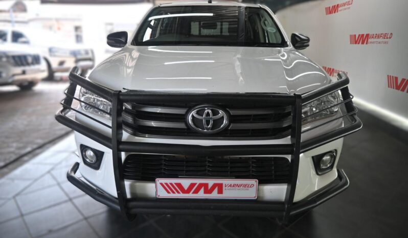 Toyota Hilux 2.4GD-6 Double Cab SRX full