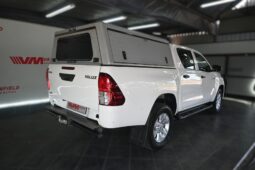 Toyota Hilux 2.4GD-6 Double Cab SRX full