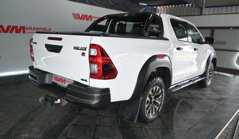 Toyota Hilux 2.8GD-6 Double Cab 4×4 GR-Sport / GR-S full
