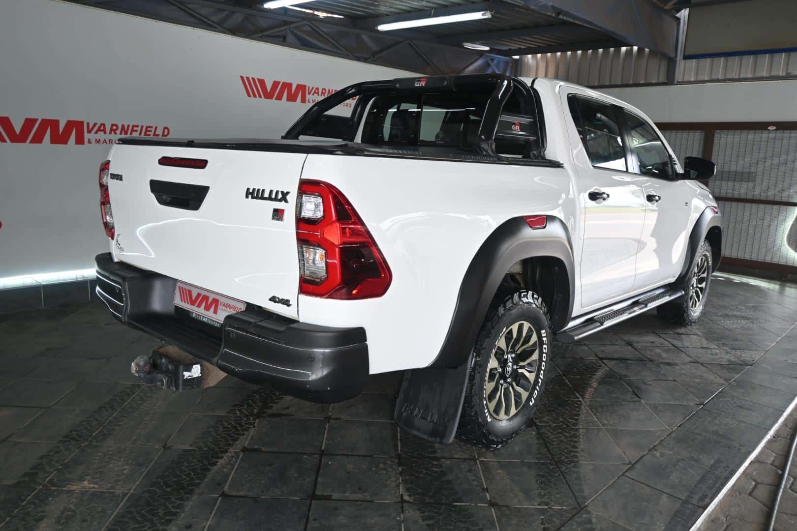 Toyota Hilux 2.8GD-6 Double Cab 4×4 GR-Sport / GR-S