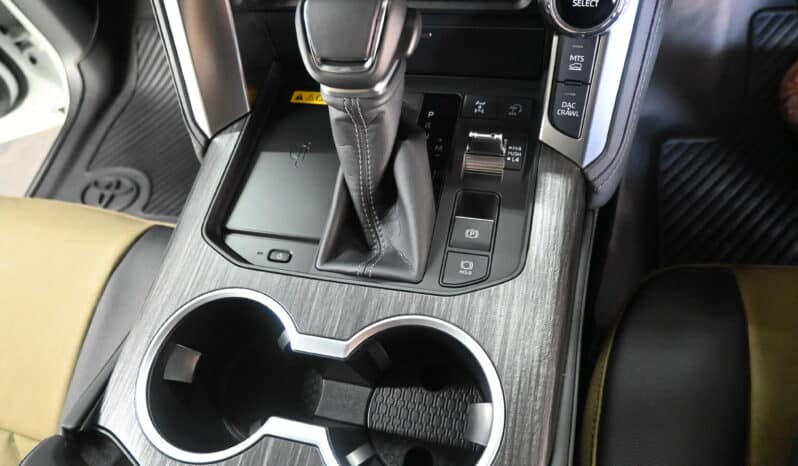 Toyota Land Cruiser 300 3.3D GR-Sport full