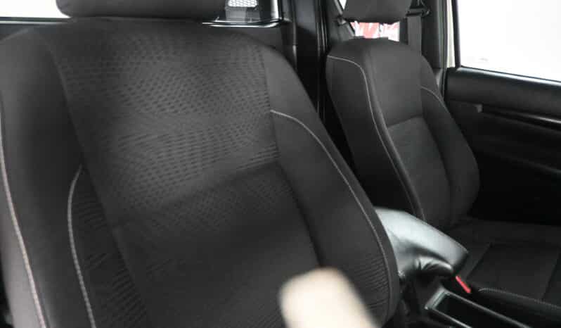 Toyota Hilux 2.8GD-6 Xtra cab Raider auto full