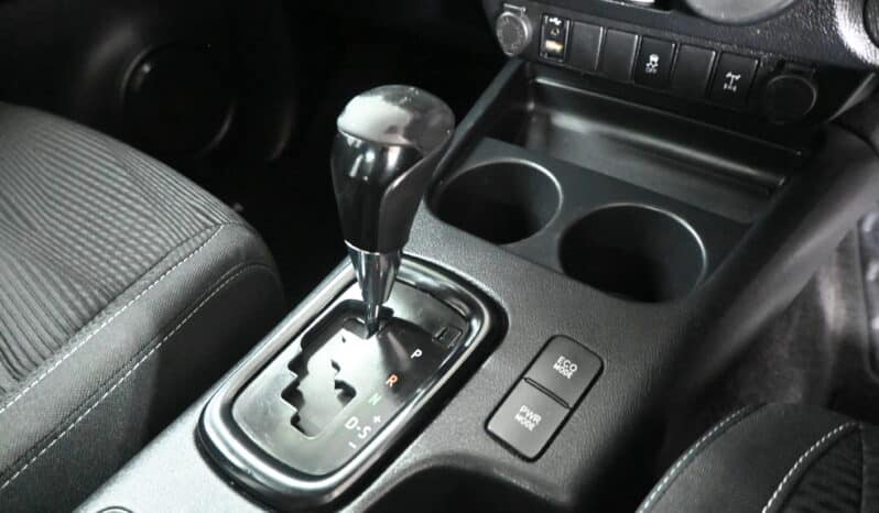 Toyota Hilux 2.8GD-6 Xtra cab Raider auto full