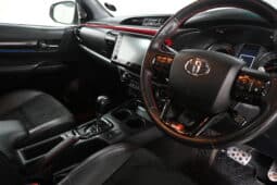 Toyota Hilux 2.8GD-6 Double Cab 4×4 GR-Sport / GR-S full