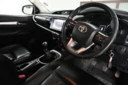 Toyota Hilux 2.8GD-6 Raider full