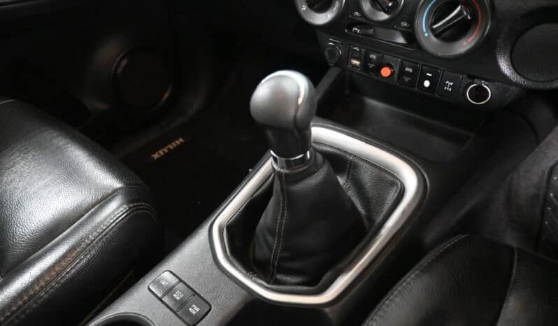 Toyota Hilux 2.8GD-6 Raider full