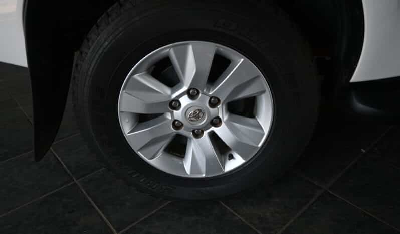 Toyota Hilux 2.4GD-6 Double Cab SRX full
