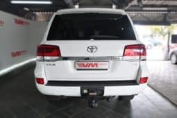 Toyota Land Cruiser 200 V8 4.5D VX-R A/T