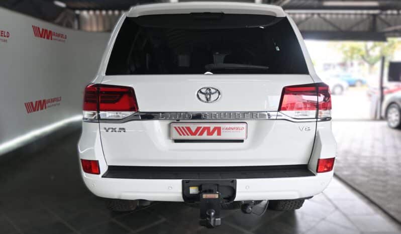 Toyota Land Cruiser 200 V8 4.5D VX-R A/T full