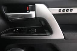 Toyota Land Cruiser 200 V8 4.5D VX-R A/T full