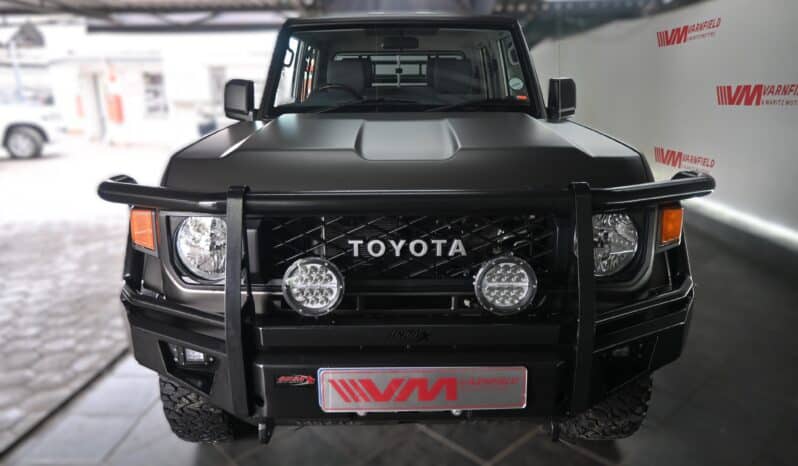 Toyota Land Cruiser 79 2.8GD-6 D/C A/T full