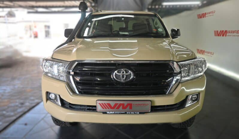 Toyota Land Cruiser 200 4.5D-4D V8 GX full