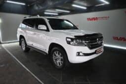 TOYOTA LAND CRUISER 200 V8 4.5D VX-R A/T