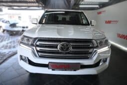 TOYOTA LAND CRUISER 200 V8 4.5D VX A/T