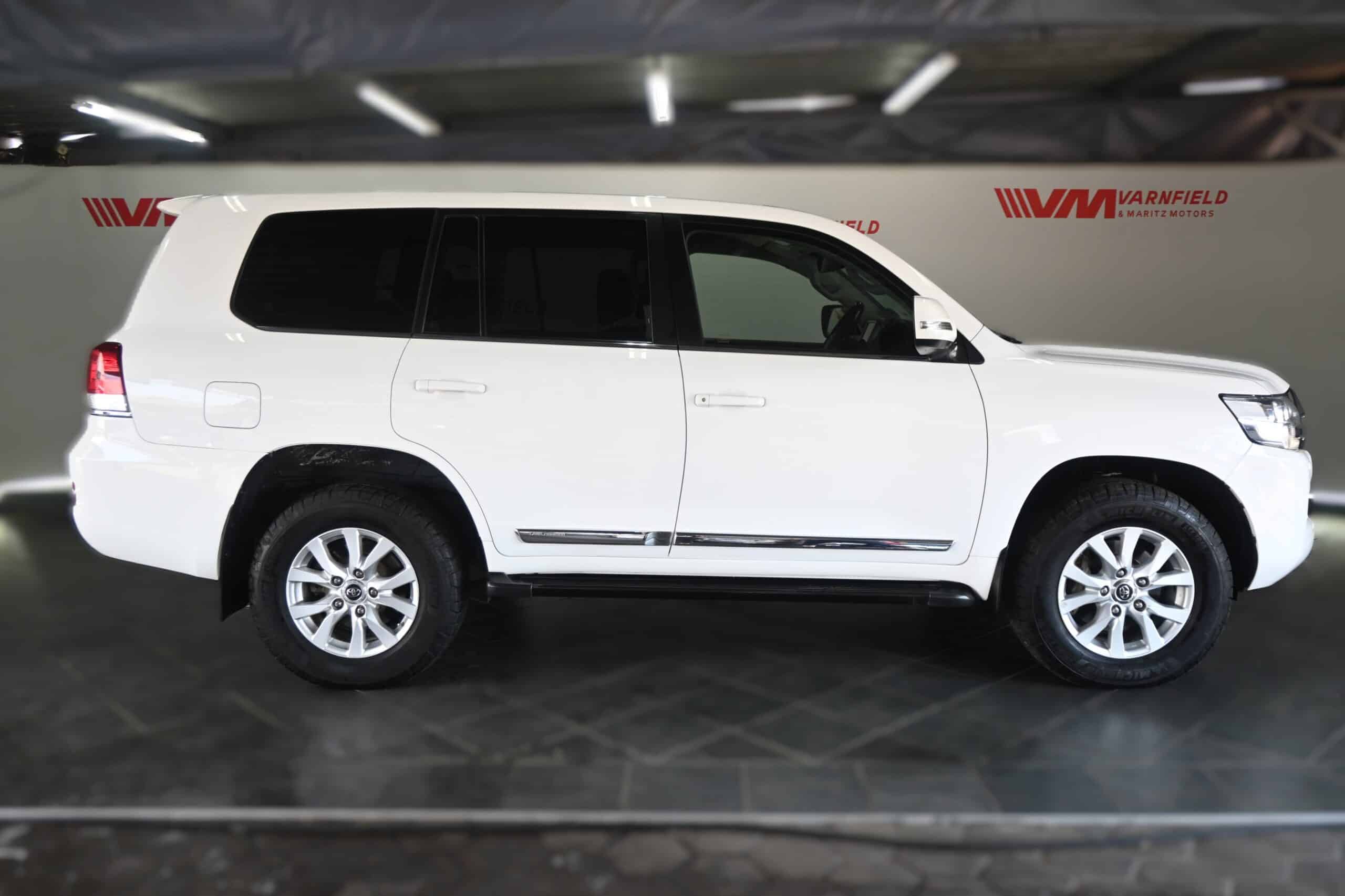 TOYOTA LAND CRUISER 200 V8 4.5D VX A/T