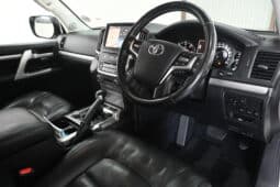 TOYOTA LAND CRUISER 200 V8 4.5D VX A/T full