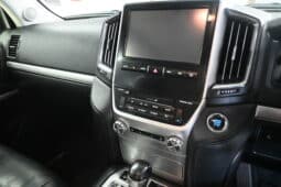 TOYOTA LAND CRUISER 200 V8 4.5D VX A/T full