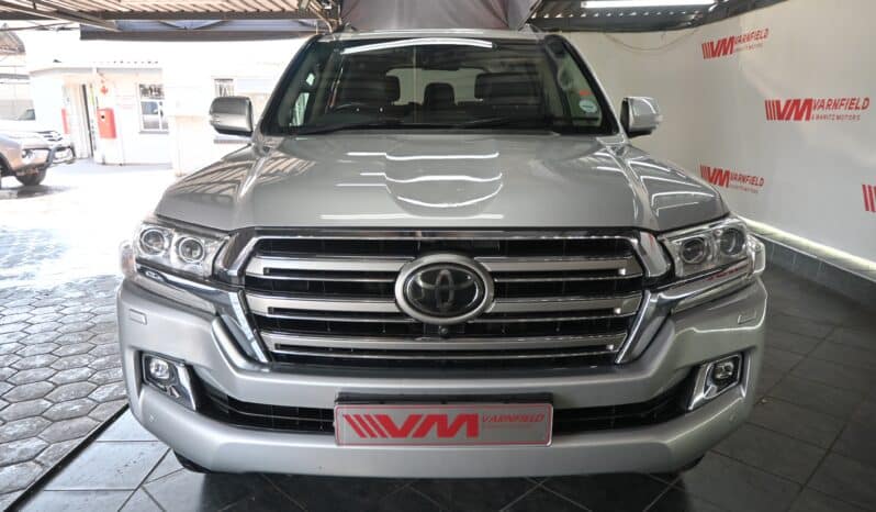 TOYOTA LAND CRUISER 200 V8 4.5D VX-R A/T full
