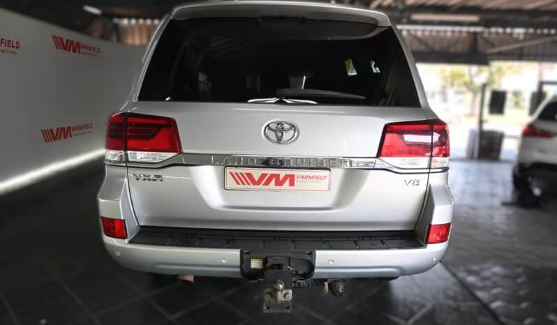TOYOTA LAND CRUISER 200 V8 4.5D VX-R A/T full