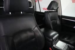 TOYOTA LAND CRUISER 200 V8 4.5D VX-R A/T full