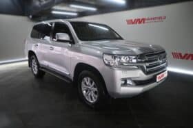 TOYOTA LAND CRUISER 200 4.5D-4D VX A/T