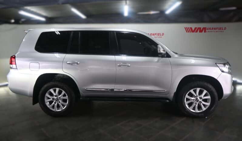 TOYOTA LAND CRUISER 200 4.5D-4D VX A/T full