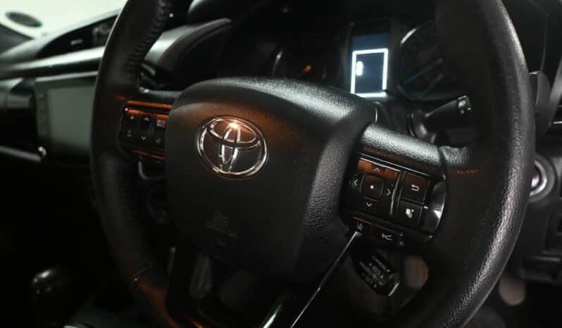 TOYOTA HILUX 2.8GD-6 RB LEGEND 4X4 A/T E/C full