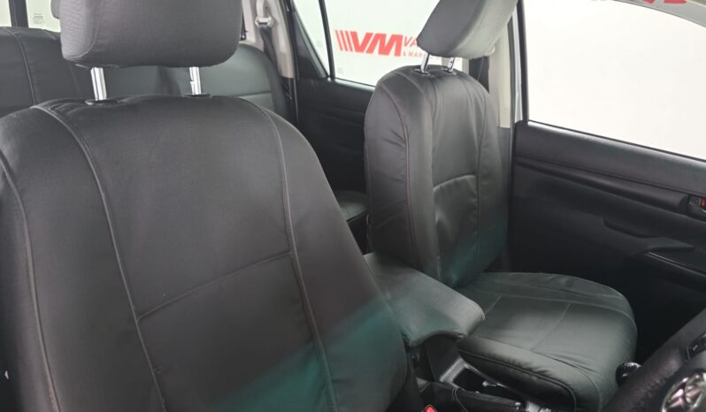 TOYOTA HILUX 2.4GD-6 RB SRX P/U D/C full