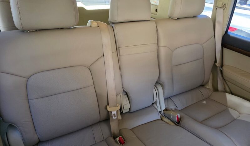 TOYOTA LAND CRUISER 200 4.5D-4D VX A/T full