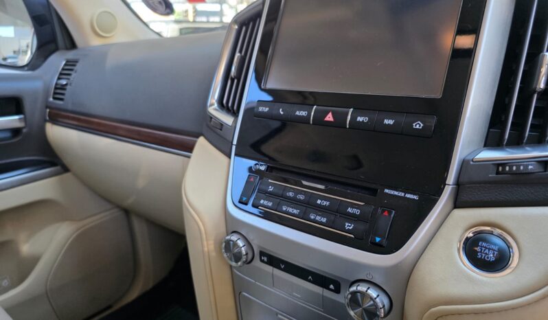 TOYOTA LAND CRUISER 200 4.5D-4D VX A/T full