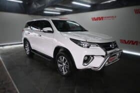 TOYOTA FORTUNER 2.8GD-6 RB A/T