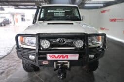 TOYOTA LAND CRUISER 79 4.5D P/U S/C V8