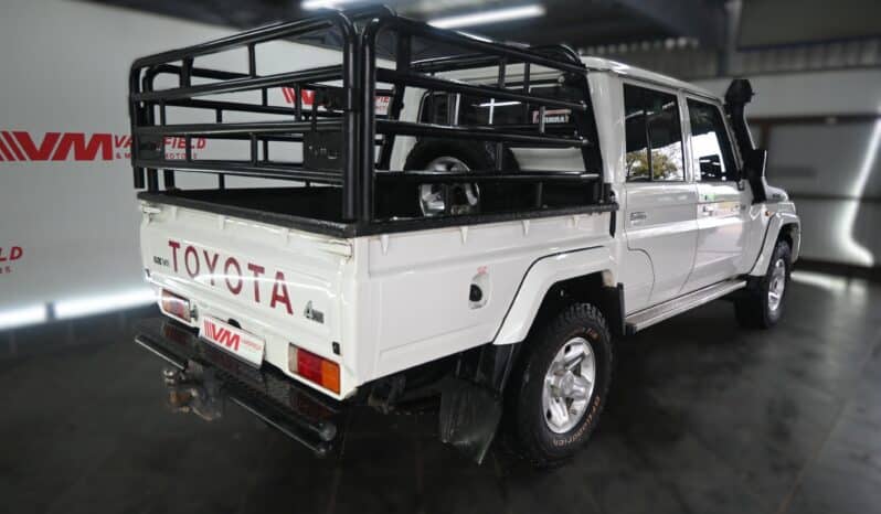TOYOTA LAND CRUISER 79 4.5D P/U D/C full