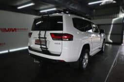 TOYOTA LAND CRUISER 300 3.3D V6 GX-R
