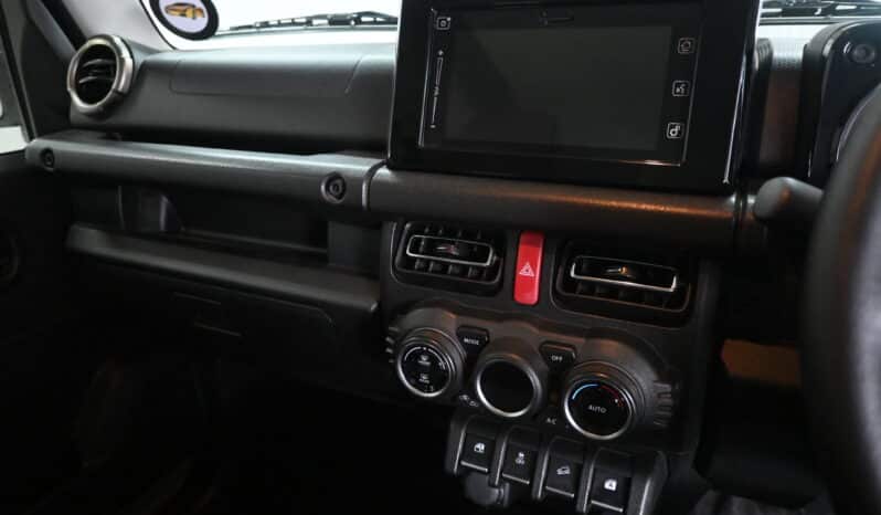 SUZUKI JIMNY 1.5 GLX full