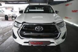 TOYOTA HILUX 2.4GD-6 RAIDER X 4X4 A/T P/U D/C
