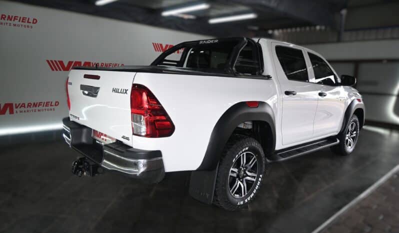 TOYOTA HILUX 2.4GD-6 RAIDER X 4X4 A/T P/U D/C full