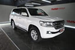 TOYOTA LAND CRUISER 200 V8 4.5D VX A/T